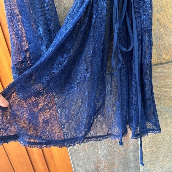 In Bloom Women's Robe Navy Blue marine Lace wrap NEW NWT sz XL feminine gift - Picture 6 of 12